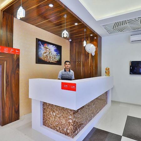 Oyo 23174 Hotel Parth Inn Dwārka Kültér fotó